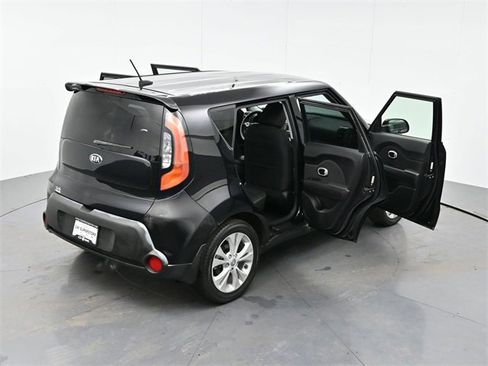 Used 2014 Kia Soul + image 40