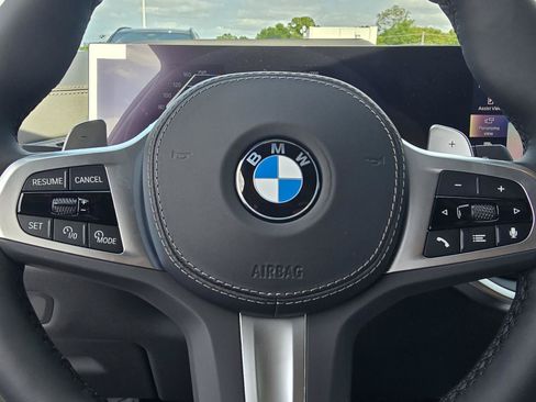 New 2026 BMW X5 xDrive40i w/ M Sport Package AWD/4WD image 22