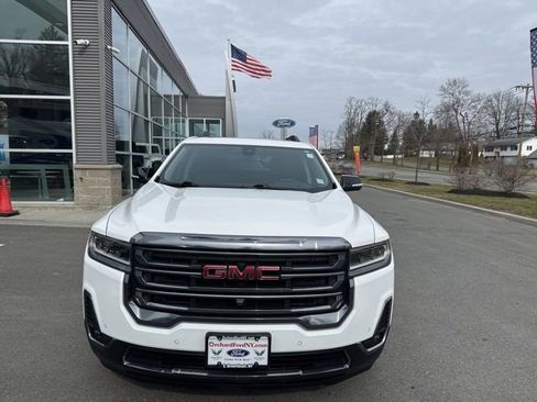 Used 2023 GMC Acadia AT4 w/ Technology Package AWD/4WD image 3