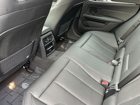 Certified 2023 BMW i4 eDrive40 w/ Premium Package image 4