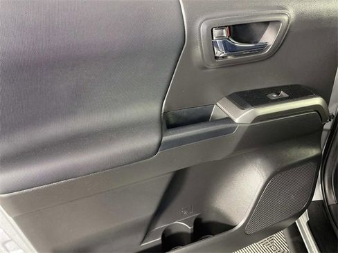 Used 2023 Toyota Tacoma TRD Off-Road image 26