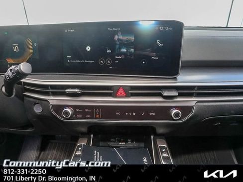 Used 2025 Kia Sorento S w/ Panoramic Sunroof Package image 12