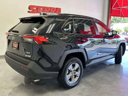 Used 2024 Toyota RAV4 XLE FWD image 3