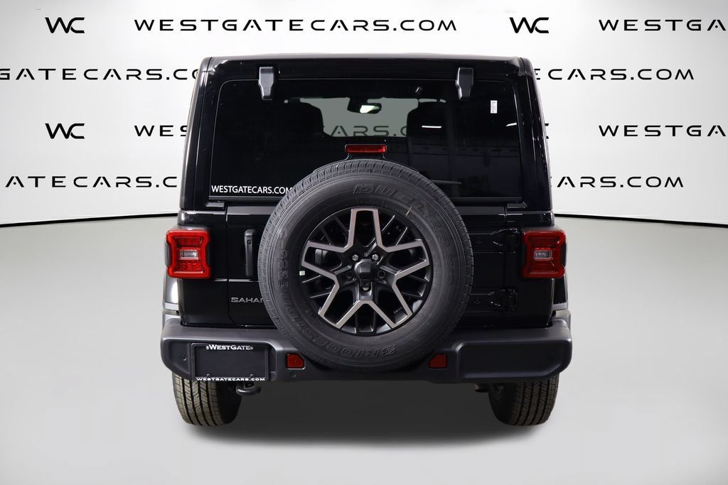 New 2027 Jeep Wrangler Unlimited Sahara AWD/4WD image 4