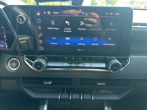 Used 2023 Chevrolet Colorado Trail Boss w/ Advanced Trailering Package AWD/4WD image 8