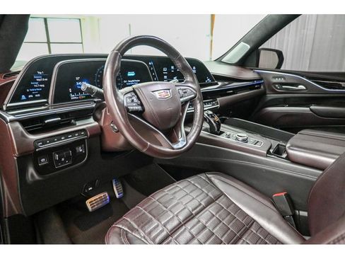 Used 2022 Cadillac Escalade ESV Premium Luxury Platinum image 37