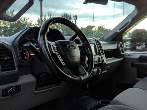 Used 2022 Ford F350 XL w/ STX Appearance Package RWD image 23