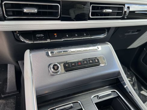 New 2026 Lincoln Aviator 2WD image 18