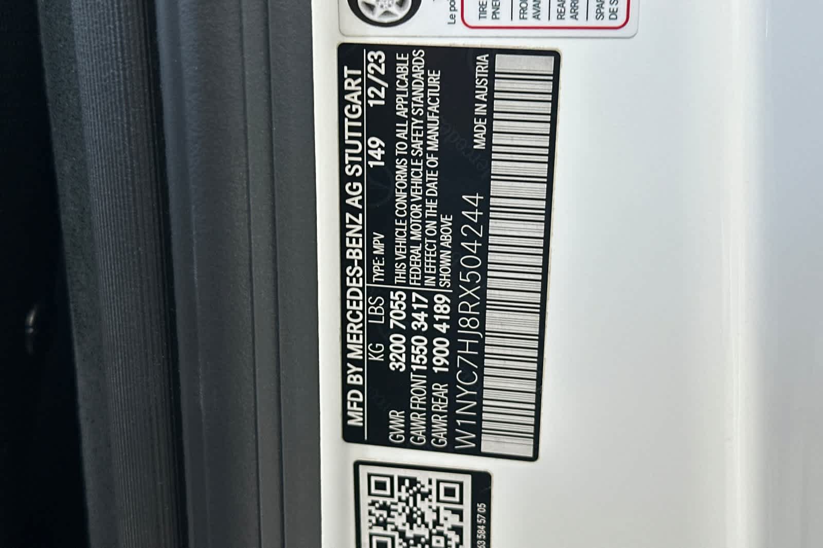 Certified 2024 Mercedes-Benz G 63 AMG 4MATIC image 27