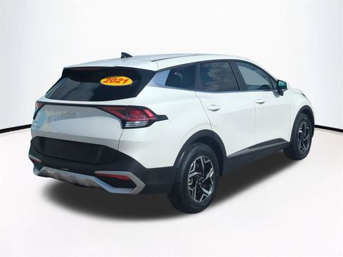 Used 2023 Kia Sportage LX FWD image 5