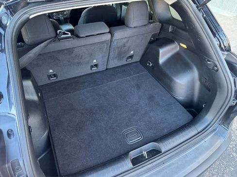 Used 2020 Jeep Cherokee Latitude image 16