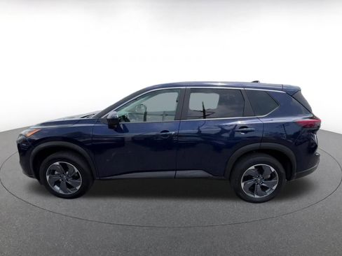 Used 2025 Nissan Rogue SV FWD image 9