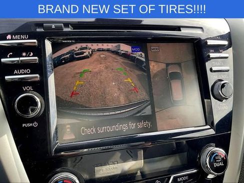 Used 2020 Nissan Murano SV w/ Premium Package image 21