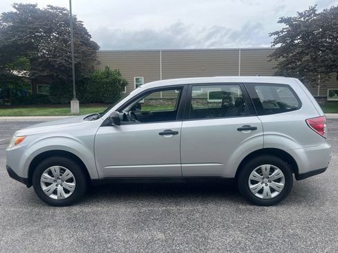 Used 2010 Subaru Forester 2.5X AWD/4WD image 22