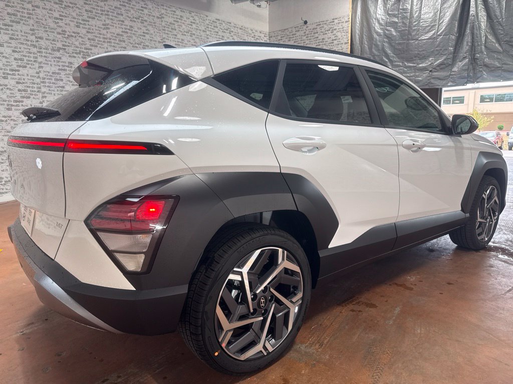 New 2027 Hyundai Kona SEL Premium FWD image 7