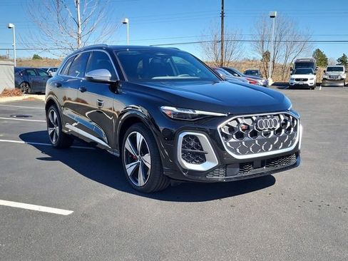 New 2025 Audi SQ5 Premium Plus image 2