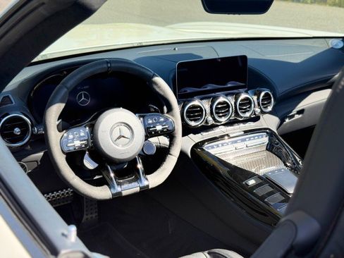 Used 2020 Mercedes-Benz AMG GT R image 18