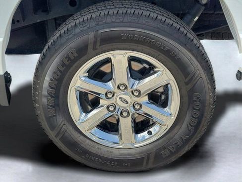 Used 2025 Ford F150 XLT w/ Equipment Group 301A Standard AWD/4WD image 9