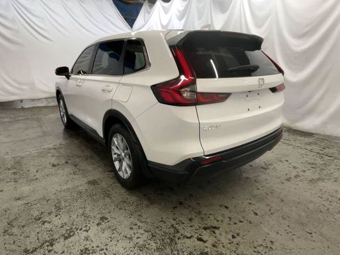Certified 2025 Honda CR-V EX image 8