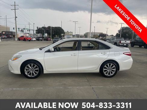 Certified 2017 Toyota Camry XLE FWD image 2