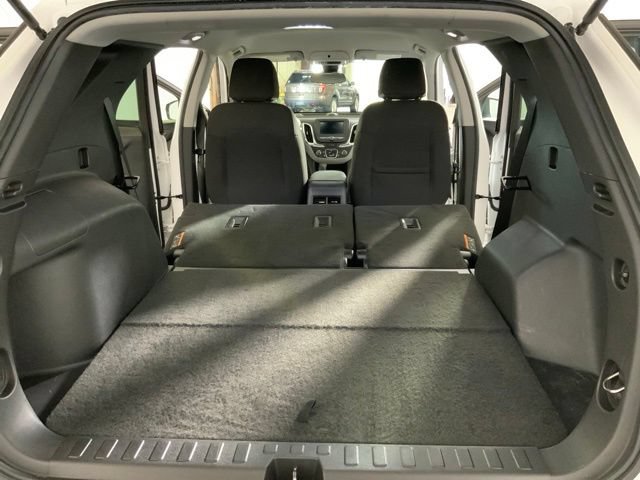 Used 2023 Chevrolet Equinox LS w/ LS Convenience Package AWD/4WD image 32