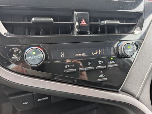 Used 2023 Toyota Camry SE FWD image 21