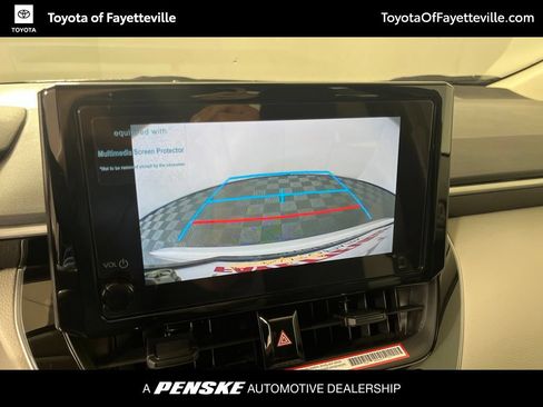 Used 2026 Toyota Corolla LE FWD image 28
