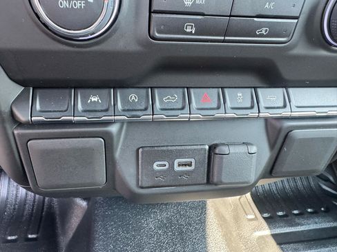 Used 2025 Chevrolet Silverado 1500 W/T RWD image 29