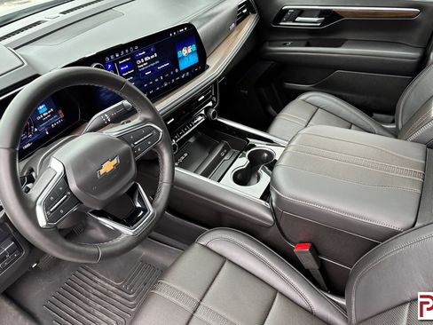 Certified 2025 Chevrolet Tahoe High Country w/ Sun And Tow Package image 10