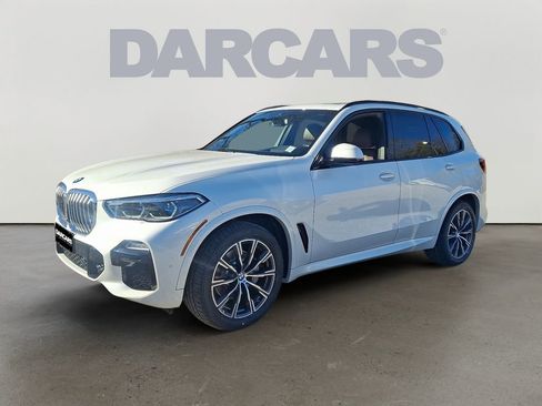 Used 2020 BMW X5 xDrive40i w/ M Sport Package image 3