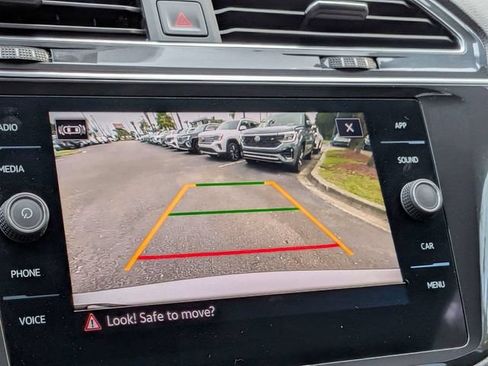 Certified 2023 Volkswagen Tiguan SE R-Line FWD image 22