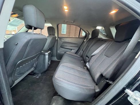 Used 2017 Chevrolet Equinox LT w/ Convenience Package image 13