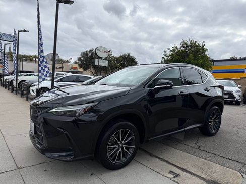 Used 2024 Lexus NX 250 FWD image 6