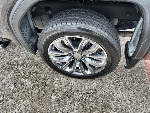 Certified 2024 GMC Sierra 1500 Denali image 12