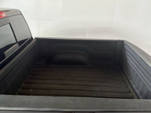 Used 2015 RAM 1500 Sport w/ Black Ram 1500 Sport Group AWD/4WD image 16