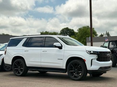 Used 2023 Chevrolet Tahoe RST w/ Luxury Package AWD/4WD image 33