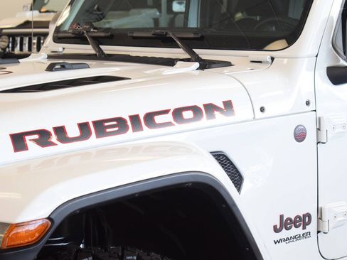 Used 2018 Jeep Wrangler Unlimited Rubicon AWD/4WD image 47