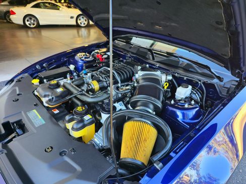 Used 2010 Ford Mustang Shelby GT500 image 34