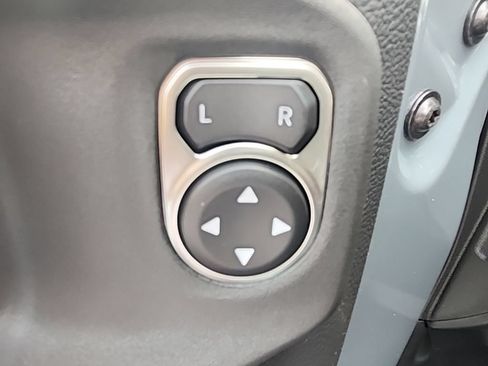 New 2026 Jeep Wrangler Unlimited Sahara AWD/4WD image 20