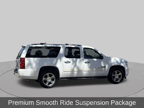 Used 2014 Chevrolet Suburban LT w/ Texas Edition RWD image 6
