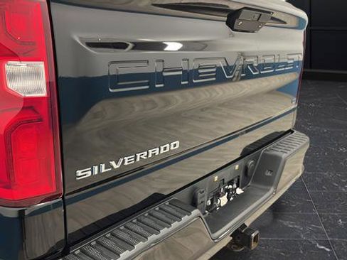 Used 2019 Chevrolet Silverado 1500 LT Trail Boss AWD/4WD image 42