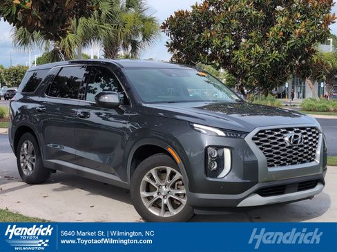 Used 2021 Hyundai Palisade SE FWD image 1
