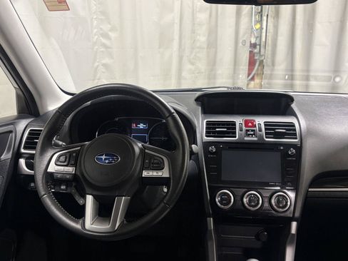 Used 2018 Subaru Forester 2.5i Limited AWD/4WD image 3