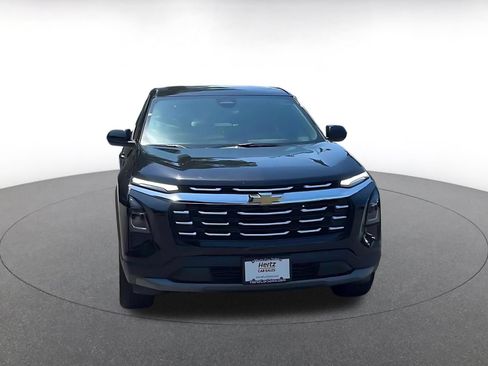 Used 2025 Chevrolet Equinox LT FWD image 4