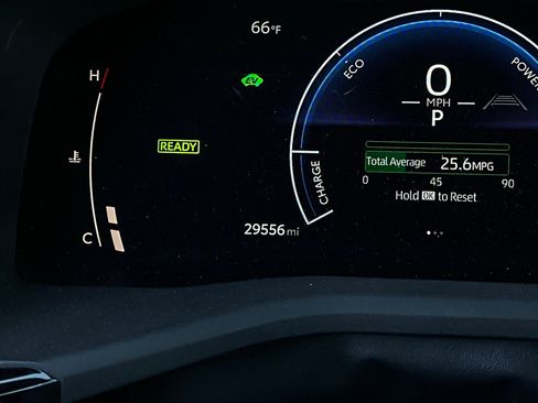 Used 2025 Toyota Camry LE image 36