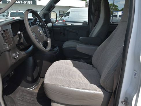 Used 2019 Chevrolet Express 3500 LT w/ LT Preferred Equipment Group RWD image 9