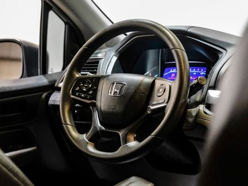 Used 2018 Honda Odyssey EX image 18