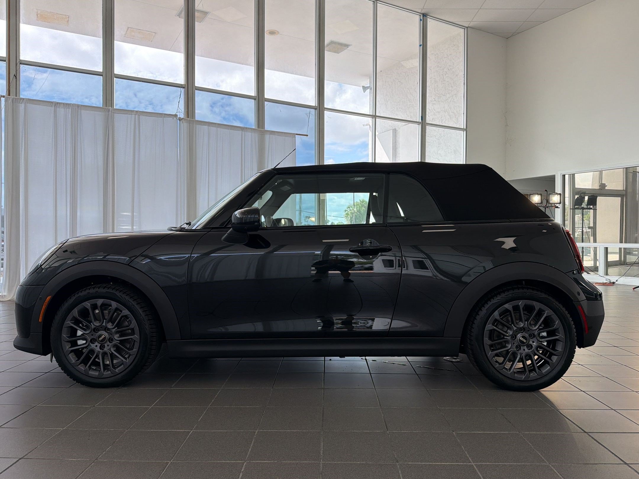 New 2026 MINI Cooper S FWD image 2