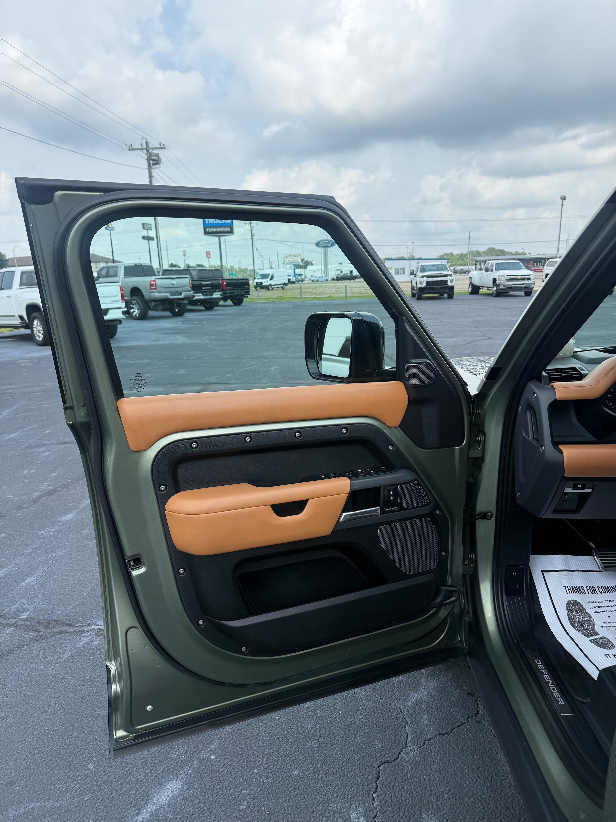 Used 2022 Land Rover Defender 110 X AWD/4WD image 14