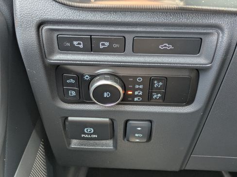 Used 2024 Ford F150 Lariat w/ Equipment Group 502A High AWD/4WD image 21